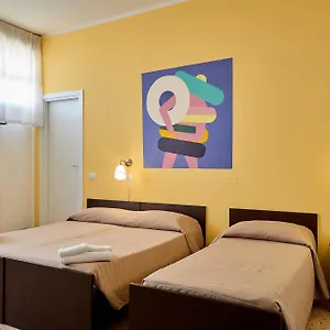 Solee, Family Holidays & Hostelling Hotel
